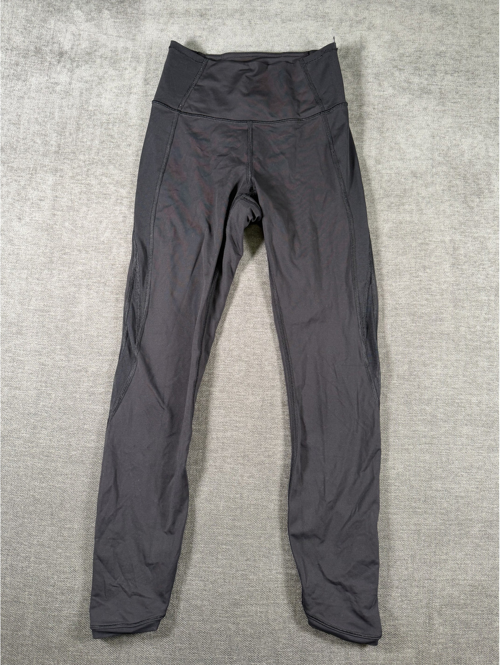 Lululemon Athletica Black High-Rise Mesh Side Panels Leggings, Size 4